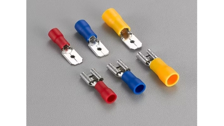 स्पेड कनेक्टरहरूको लागि पूर्ण गाइड: सुरक्षित र भरपर्दो तारिङका लागि